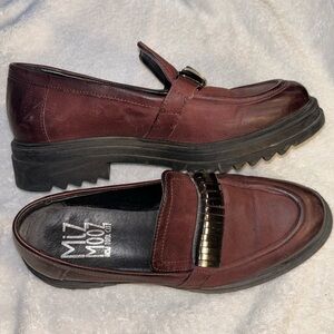 Miz Mooz Burgundy Leather Loafers Wms. Sz 8/EU 39
